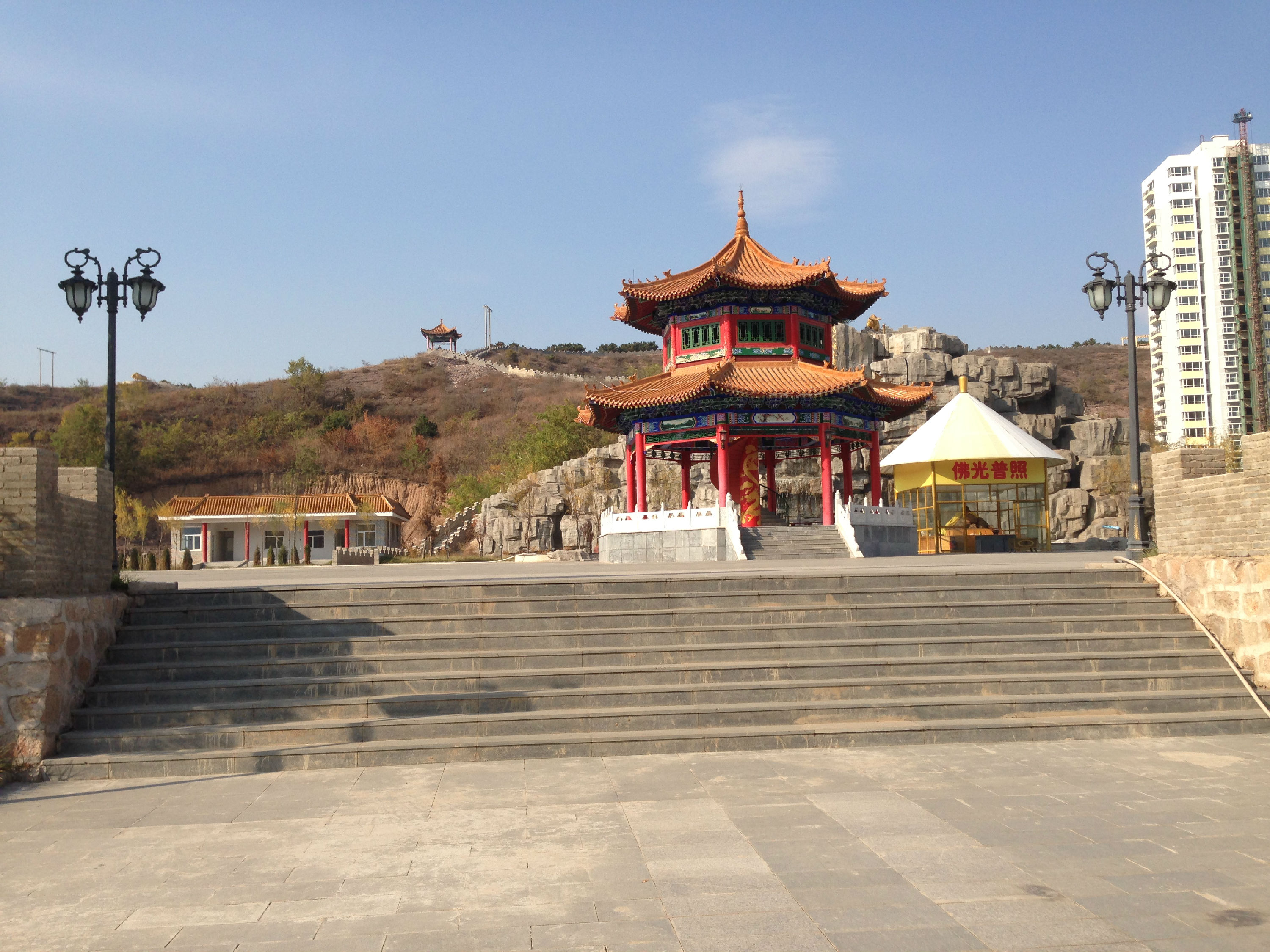 现代城楼盘1